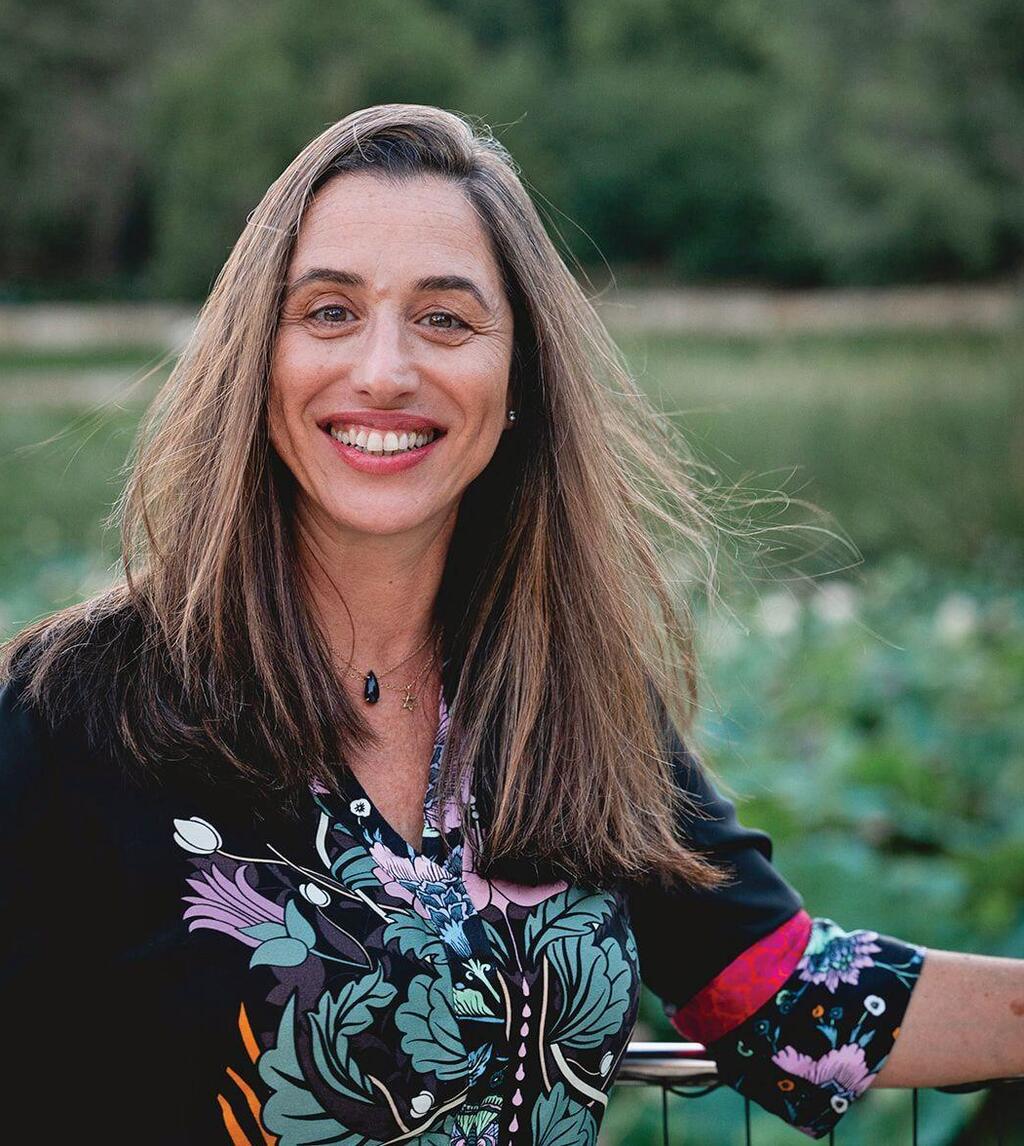 שירה אליאס רוטר. "איך אפשר להגיד לשכן ש'לא מתאים לי עכשיו', כשיש בחוץ איום קיומי"?