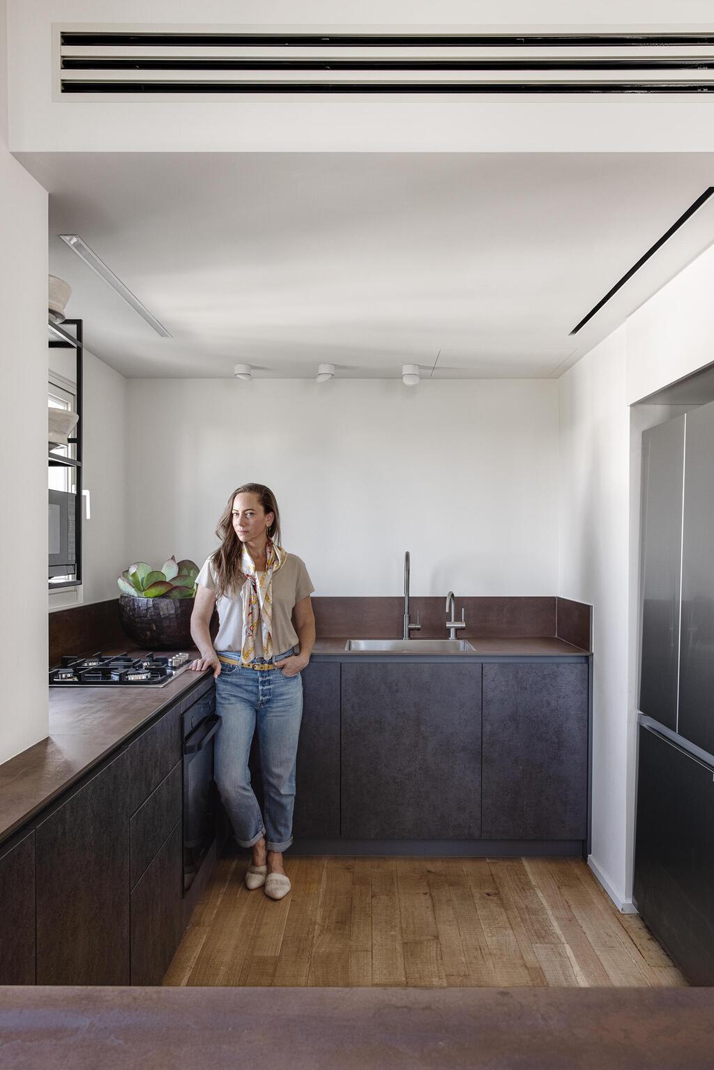 דירה קטנה בתל אביב, עיצוב: גלי בדש ולי שדמי חדד