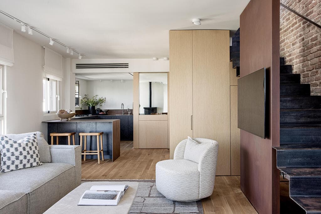 דירה קטנה בתל אביב, עיצוב: גלי בדש ולי שדמי חדד