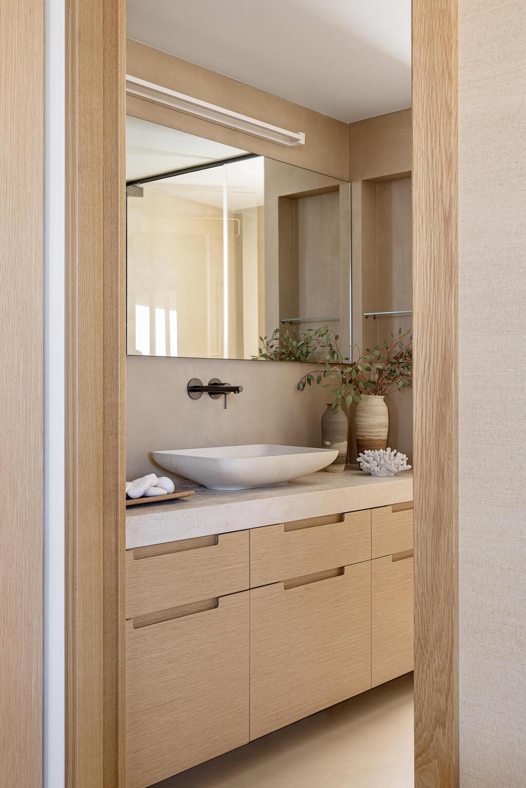 דירה קטנה בתל אביב, עיצוב: גלי בדש ולי שדמי חדד