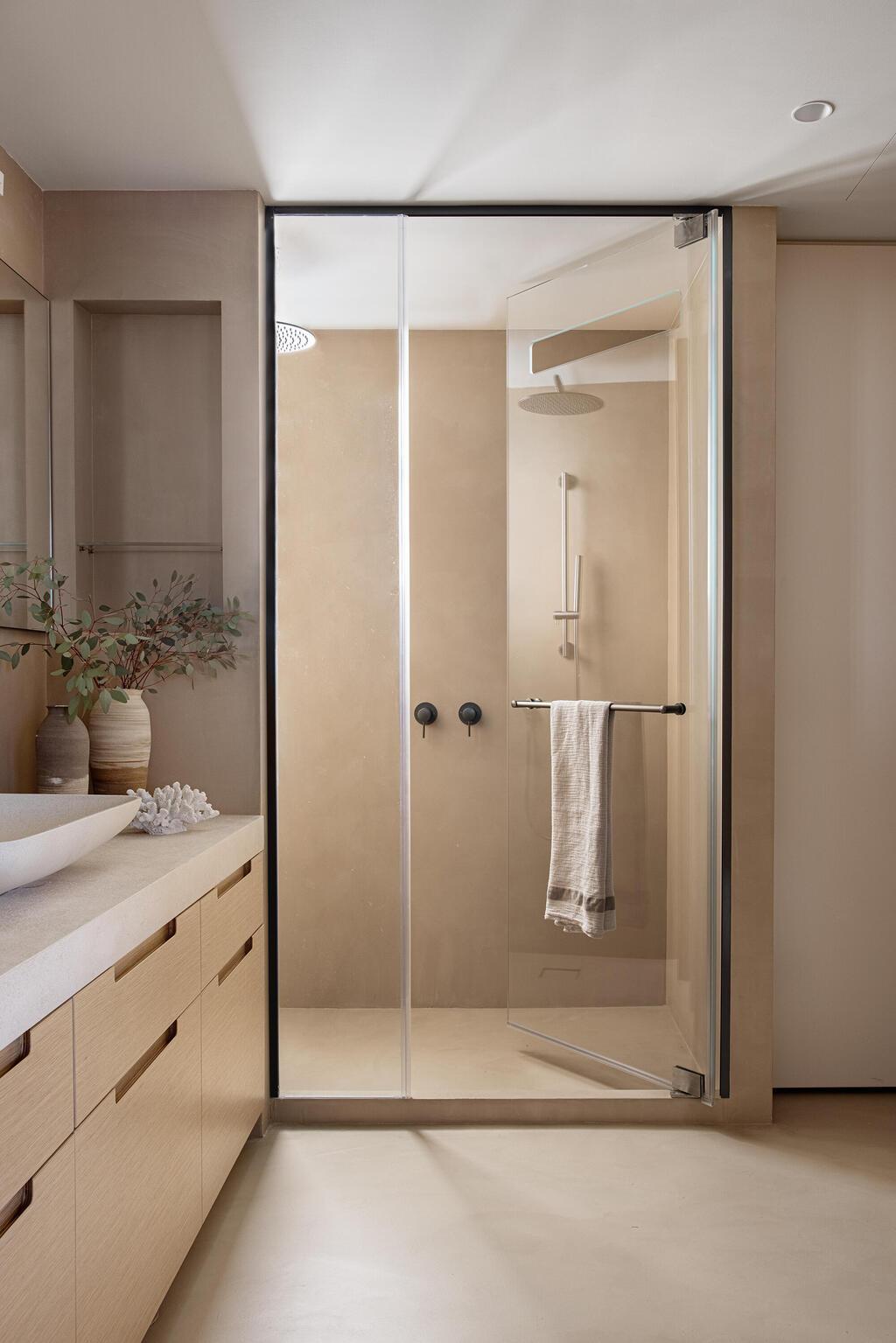 דירה קטנה בתל אביב, עיצוב: גלי בדש ולי שדמי חדד