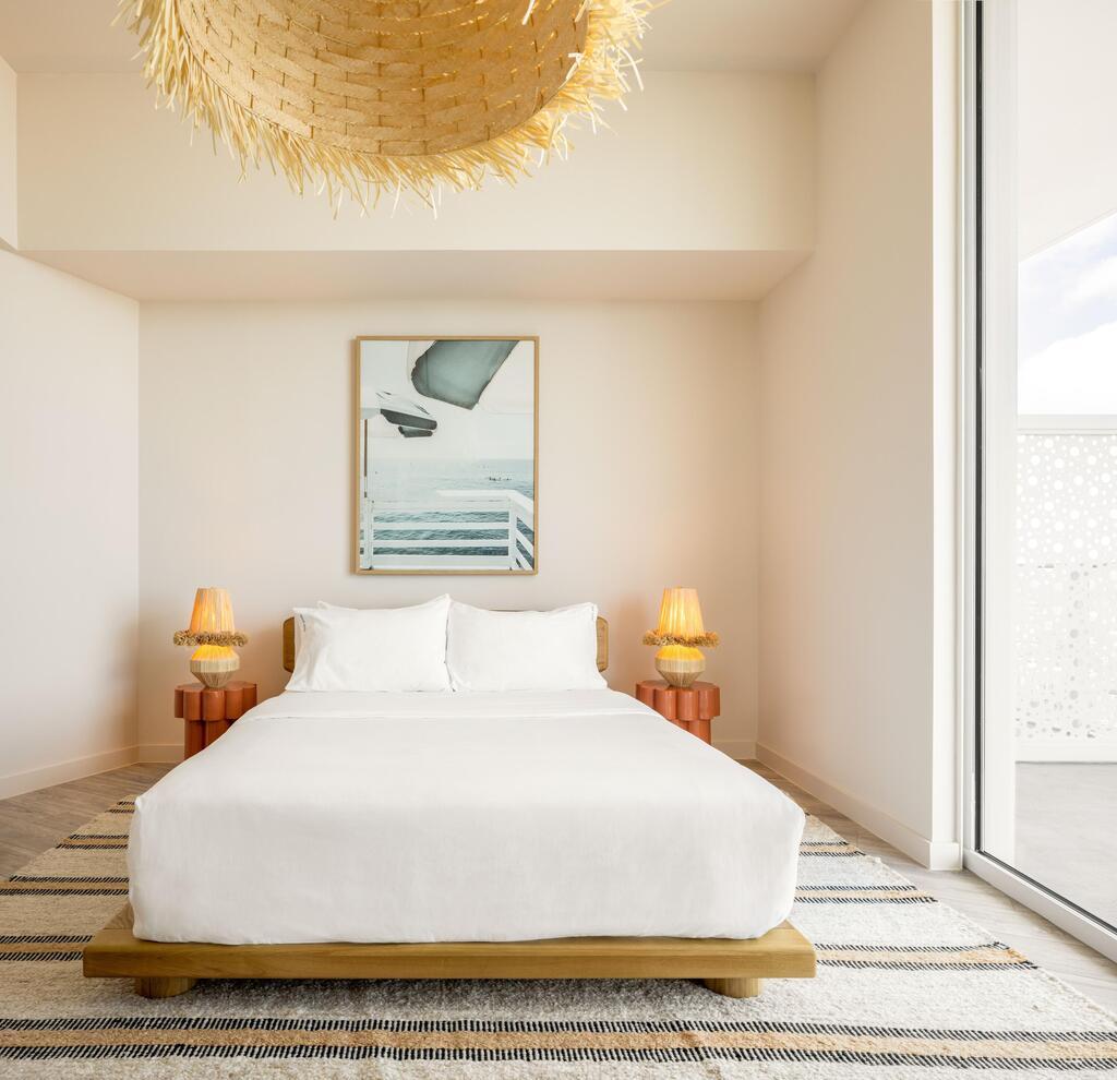 עיצוב הפנים של הדירות פשוט אך מוקפד, BRICKELL (צילום באדיבות FLOW) עיצוב הפנים של הדירות, BRICKELL