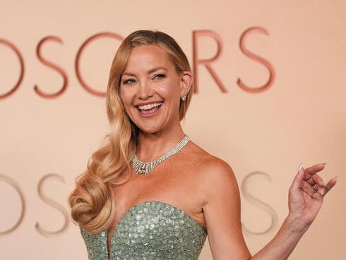 התקופה האחרונה מספקת לה הזדמנויות רבות לניצחונות קטנים על השטיחים האדומים. קייט הדסון בטקס האוסקר