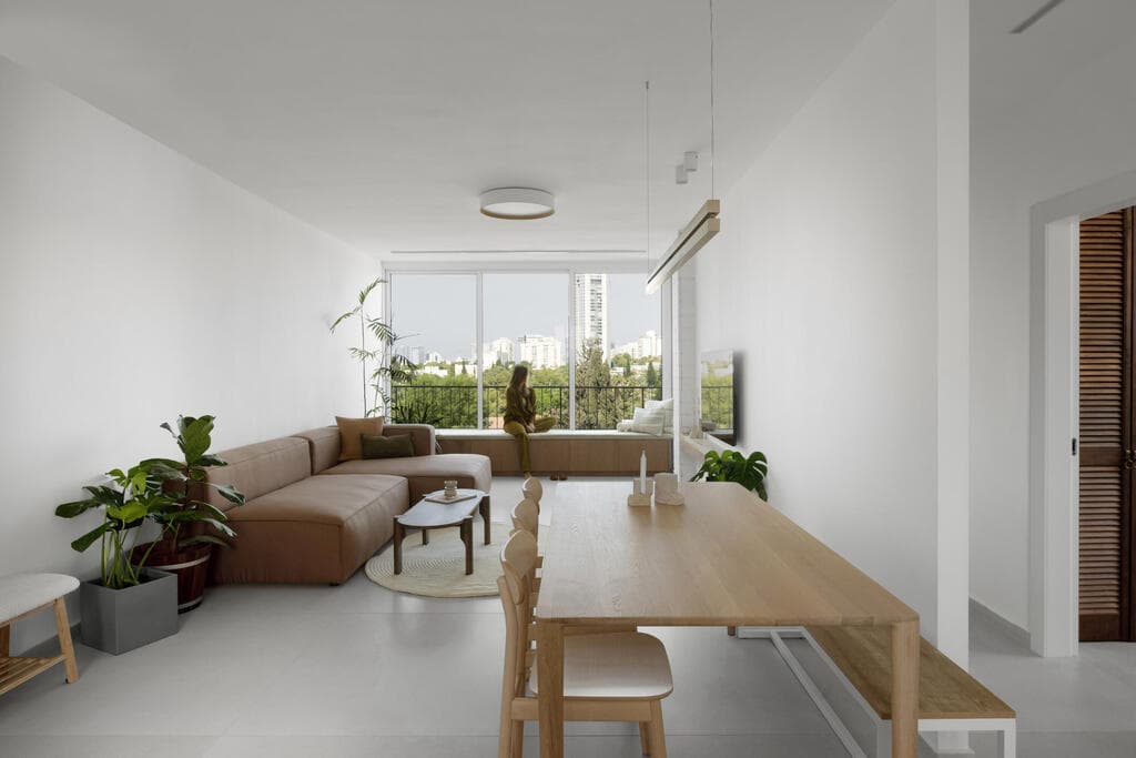 בהשראת שקט של מדבר עם חומרים טבעיים וגולמיים (צילום: גדעון לוין) שיפוץ דירה ישנה, עיצוב: שרון קנת