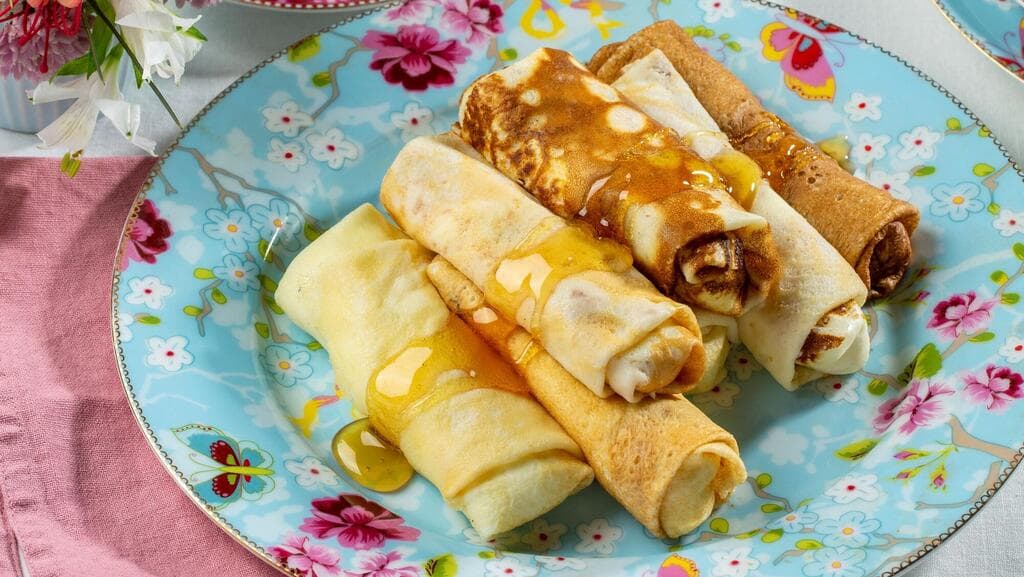 בלינצ'ס ללא גלוטן עם גבינה וצימוקים