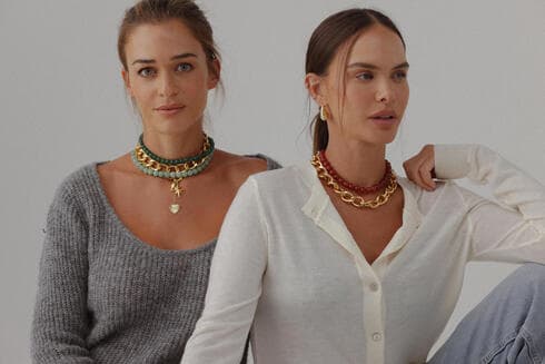 "אנחנו חברות נפש, מילדות. נשמות תאומות. התעצבנו ביחד, כמו בזוגיות", מור קירשטיין-מנור (משמאל) וספיר צימרמן גרוס (מימין)