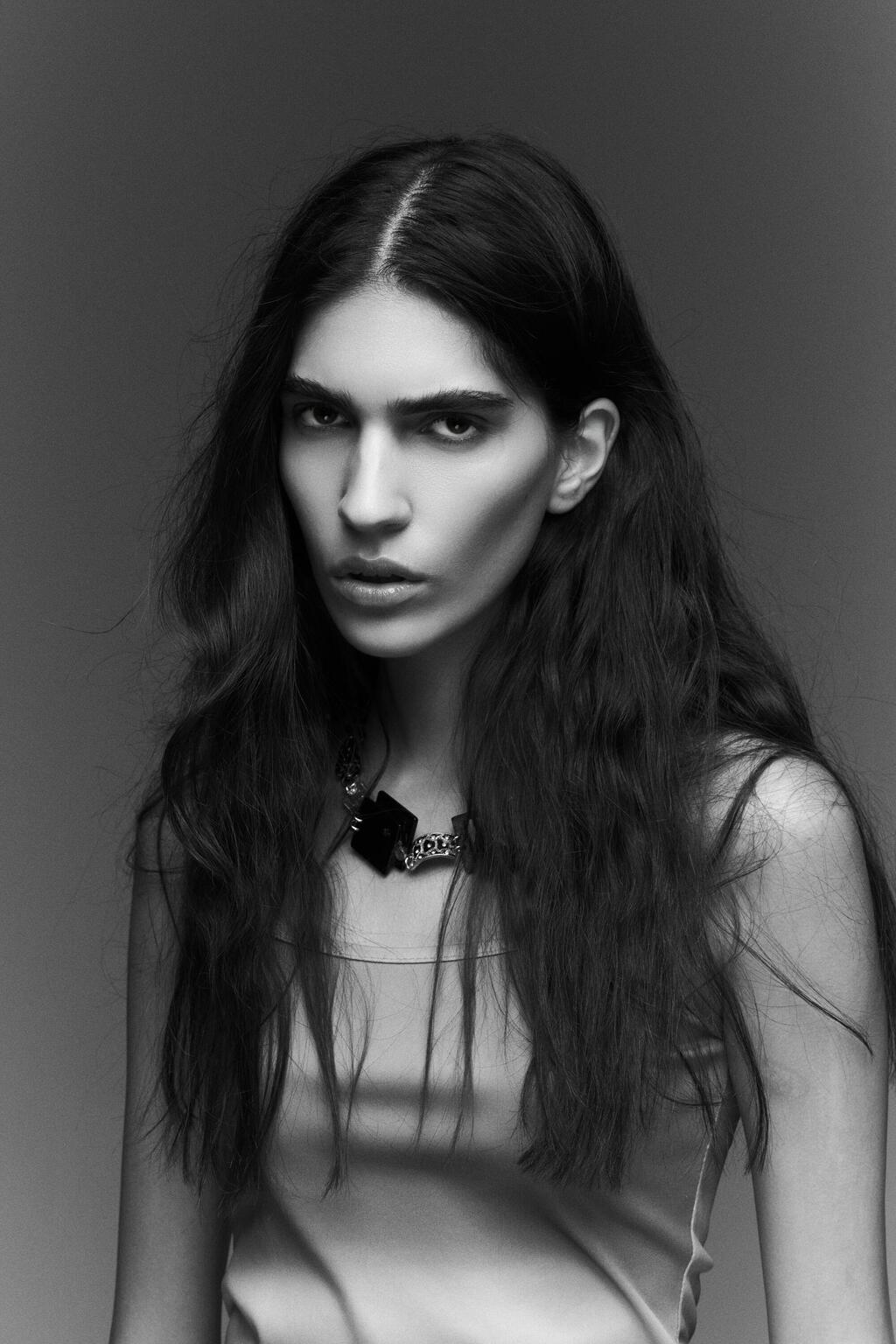 מוריה ביטון בהפקת אופנה