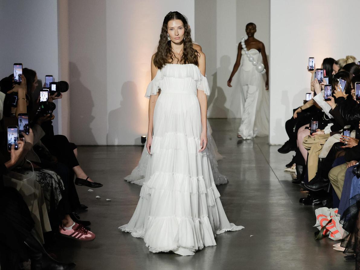 "בעיניי – זה הניצחון המוחלט". התצוגה של ליהי הוד בשבוע האופנה לכלות בניו יורק (צילום: first VIEW) התצוגה של ליהי הוד בשבוע האופנה לכלות בניו יורק, 2026