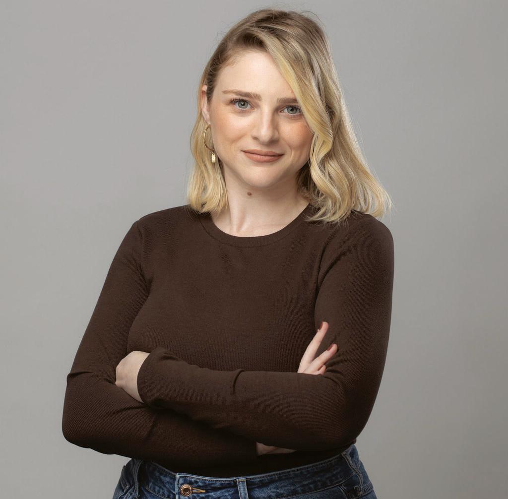 אנה פוגל, סמנכ"לית שיווק, רם אדרת