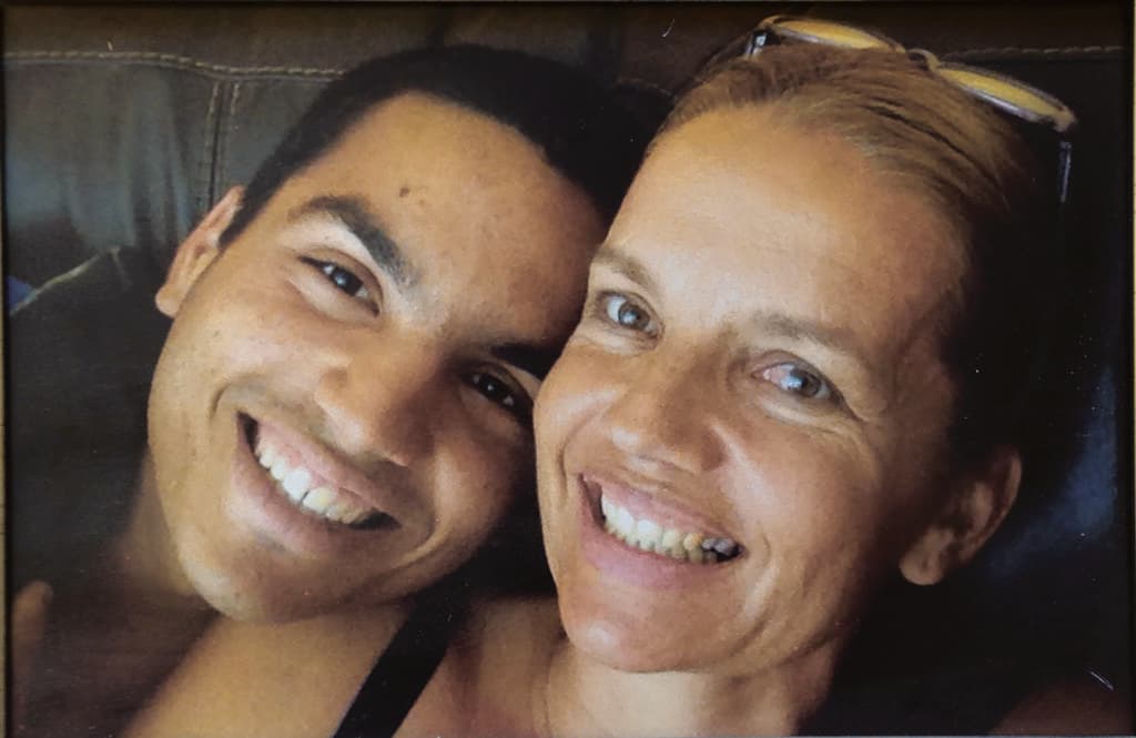 ריקי רוטשילד ובנה איתי בכר ז"ל