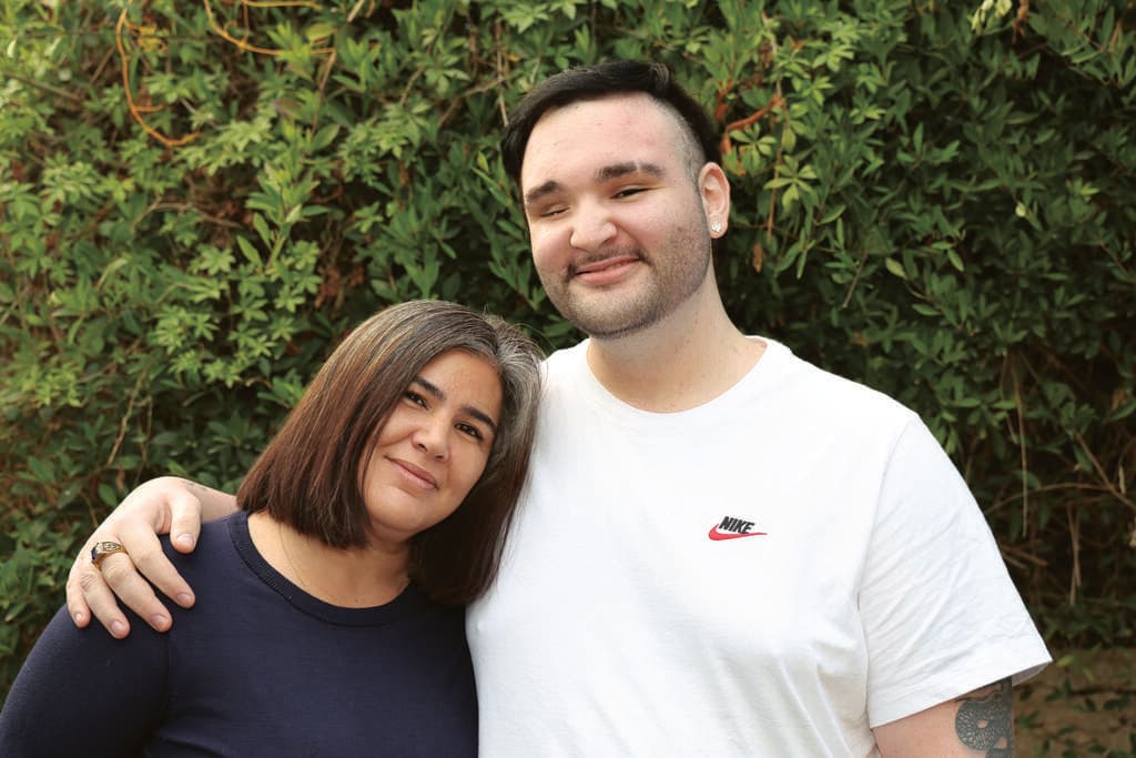 גלי עגיב מלול ובנה מור