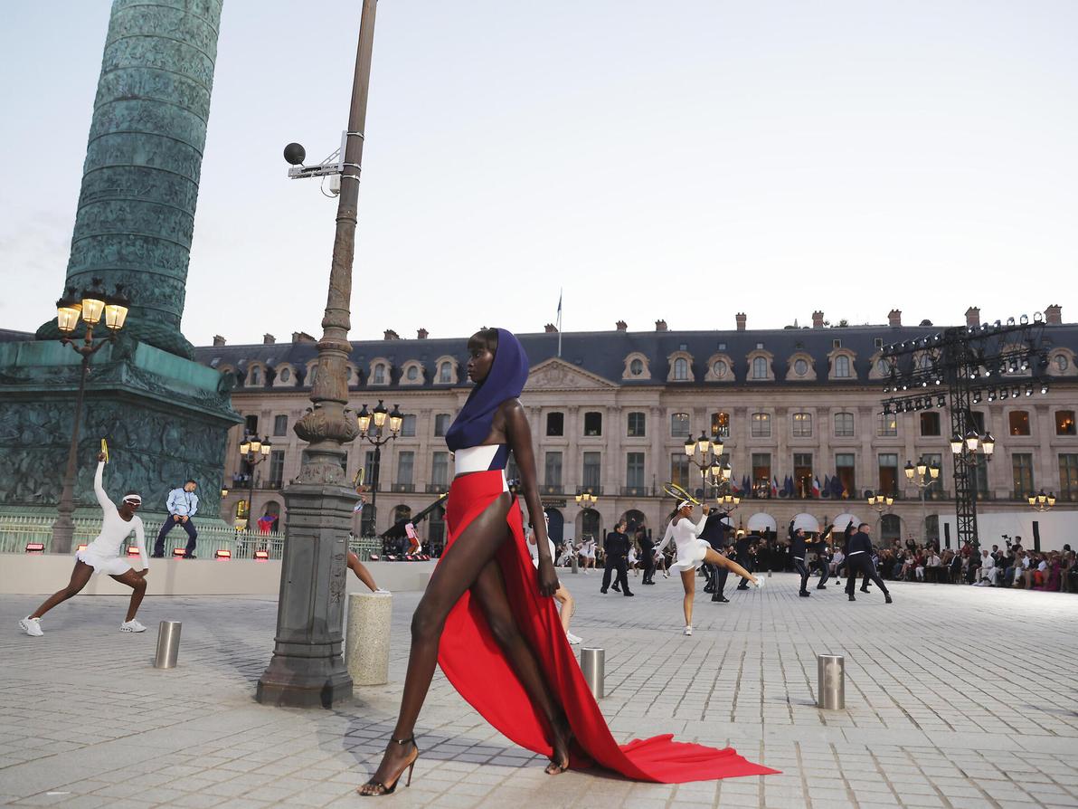 אנוק יאי בתצוגת ווג וורלד בפריז, 2024