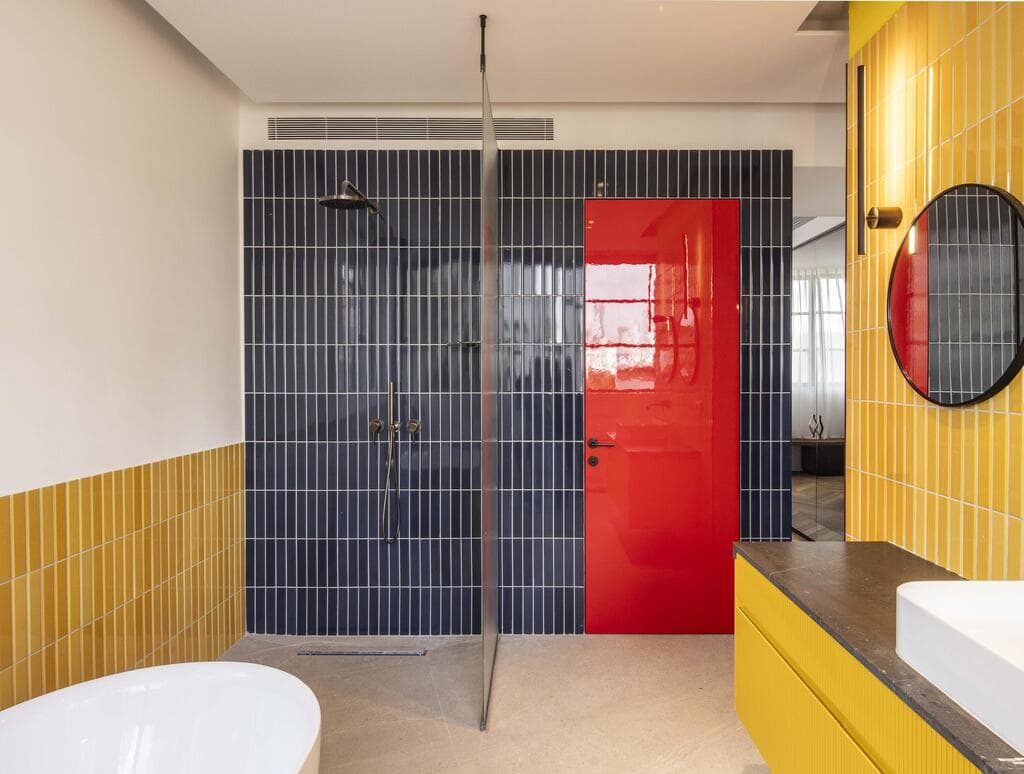 דירה 7, הירקון 70