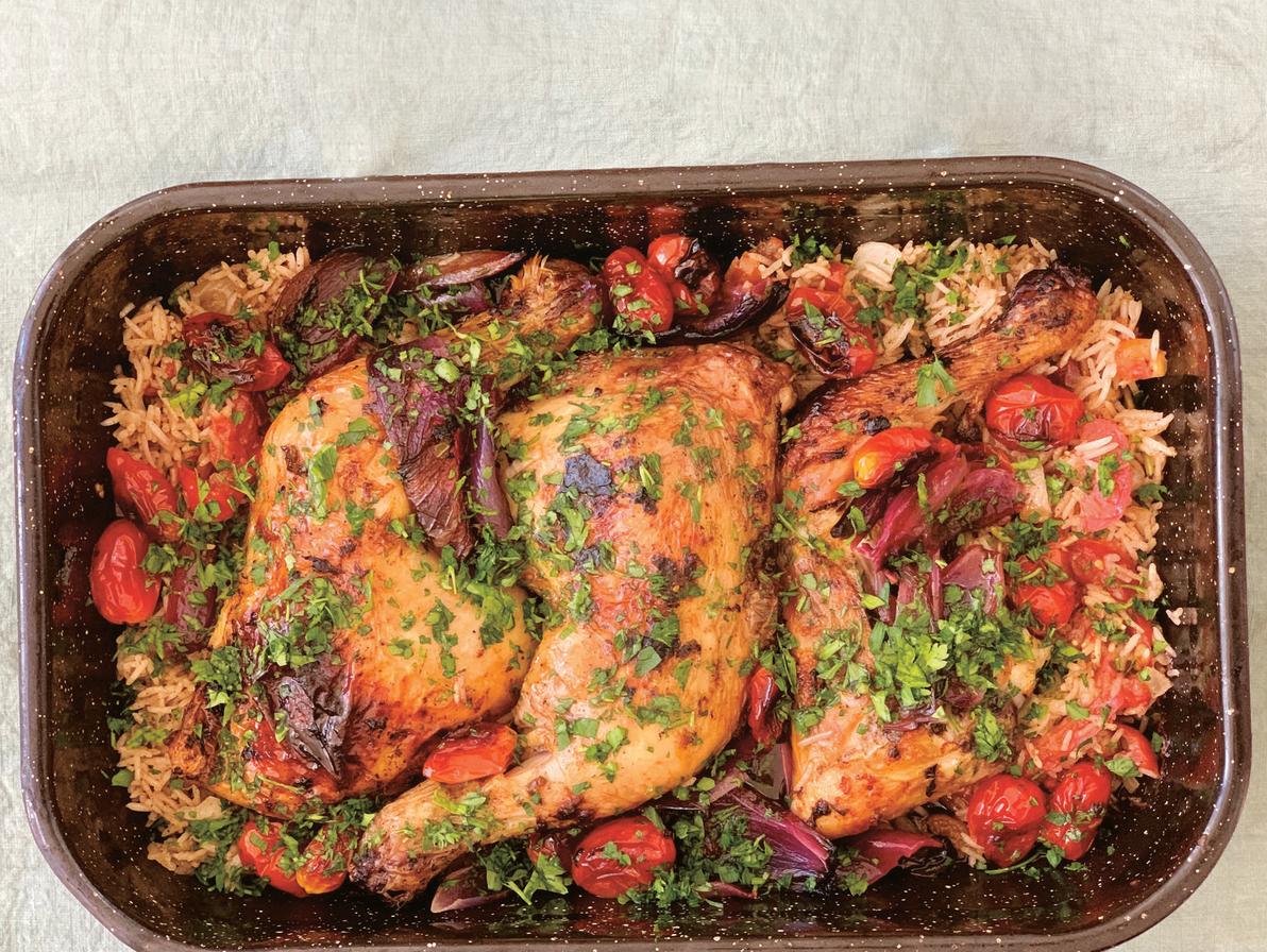  עוף עם אורז  ועגבניות בתבנית אחת