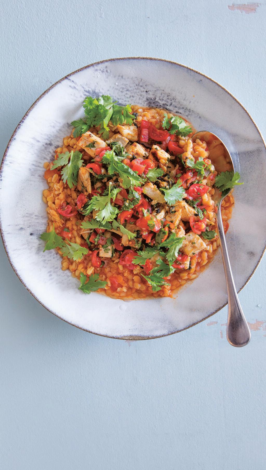  חזה עוף עם  בורגול ועדשים