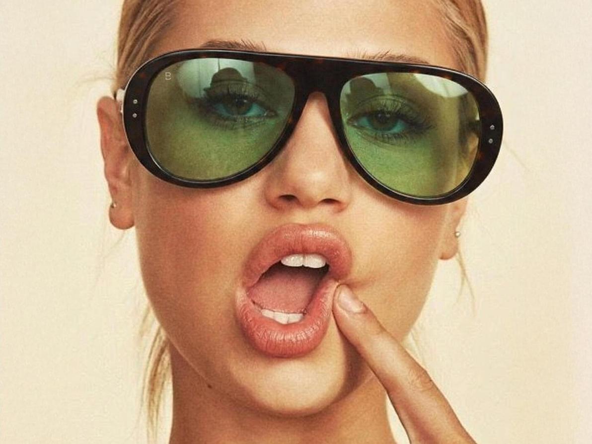 משקפי שמש עם מסגרת "מגן" של BALI EYEWEAR, אביב-קיץ 2026