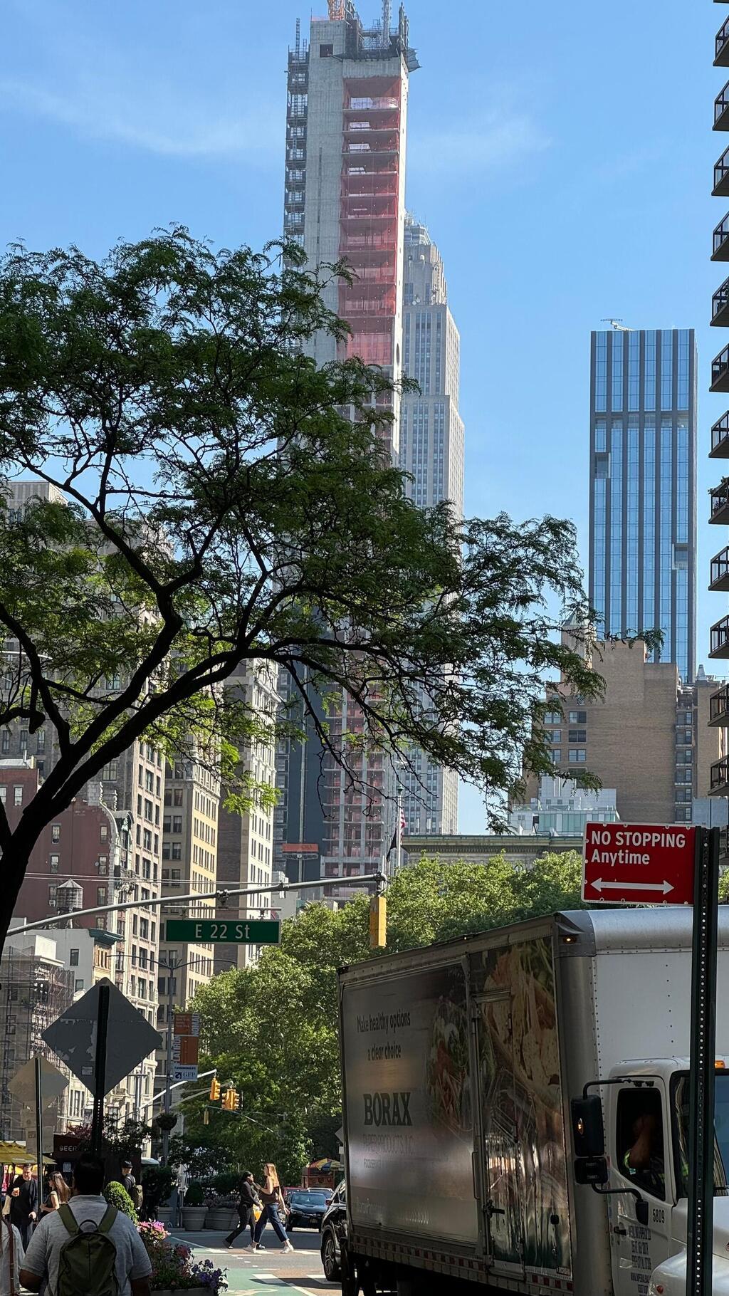 262 Fifth Avenue מסתיר את אחד מסמלי העיר ניו יורק (צילום: Warren Eisenberg, shutterstock) מסתיר את אחד מסמלי העיר ניו יורק