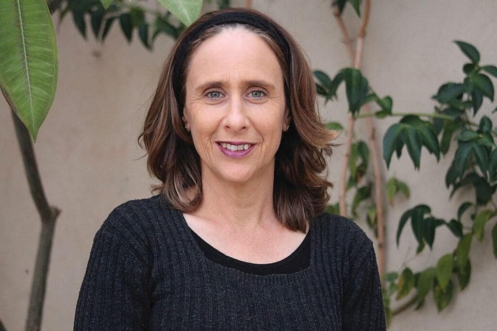 רחל טולוב. "להניח את הטלפון בצד זה צעד שדורש מאמץ ומשמעת עצמית" (צילום: אלבום פרטי) רחל טולוב. "להניח את הטלפון בצד זה צעד שדורש מאמץ ומשמעת עצמית"