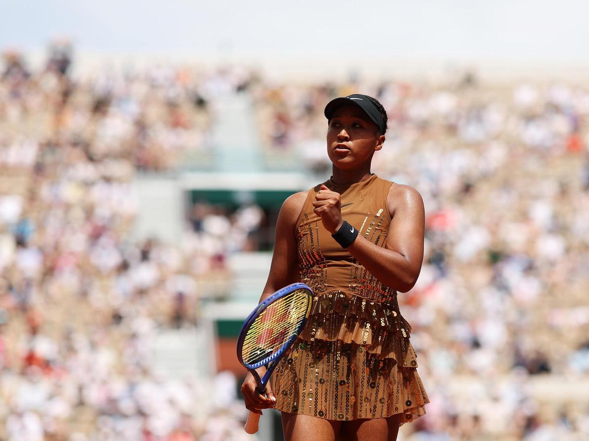 נאומי אוסקה בטורניר רולאן גארוס (צילום: Clive Brunskill/Getty Images) נאומי אוסקה בטורניר רולאן גארוס, 2026