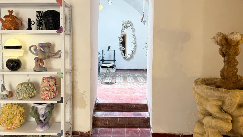 הבית של אדיר יעקובי, יפו, כאן גרים
