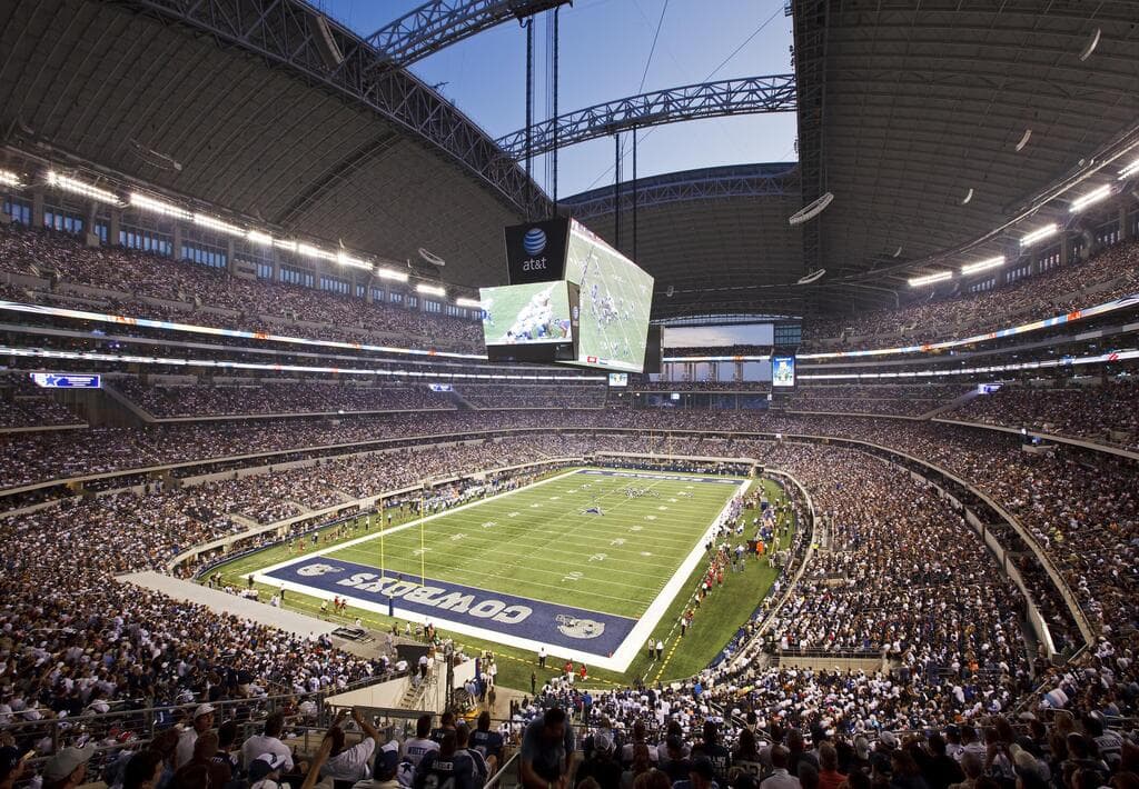 AT&T Stadium courtesy of HKS (צילום: Blake Marvin) AT&T Stadium courtesy of HKS