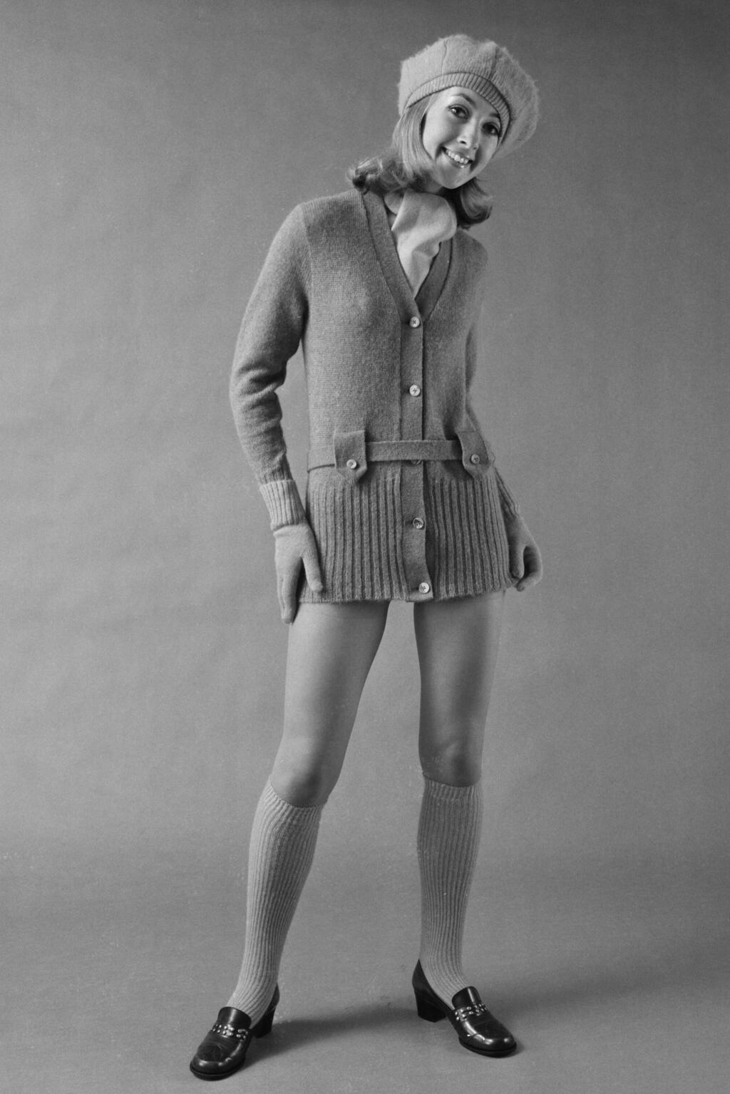 דוגמנית בצילומי אופנה, 1968 (צילום: Evening Standard/Hulton Archive/Getty Images) דוגמנית בצילומי אופנה, 1968
