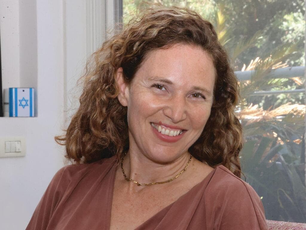 ד"ר נעמי זינגר. "החלום הגדול - לייצר התערבות מוזיקלית שעוזרת במצבים של דמנציה" (צילום: מוטי קמחי) ד"ר נעמי זינגר. "מוזיקה פועלת במוח כמו סם טבעי ומפעילה את מערכת התגמול"