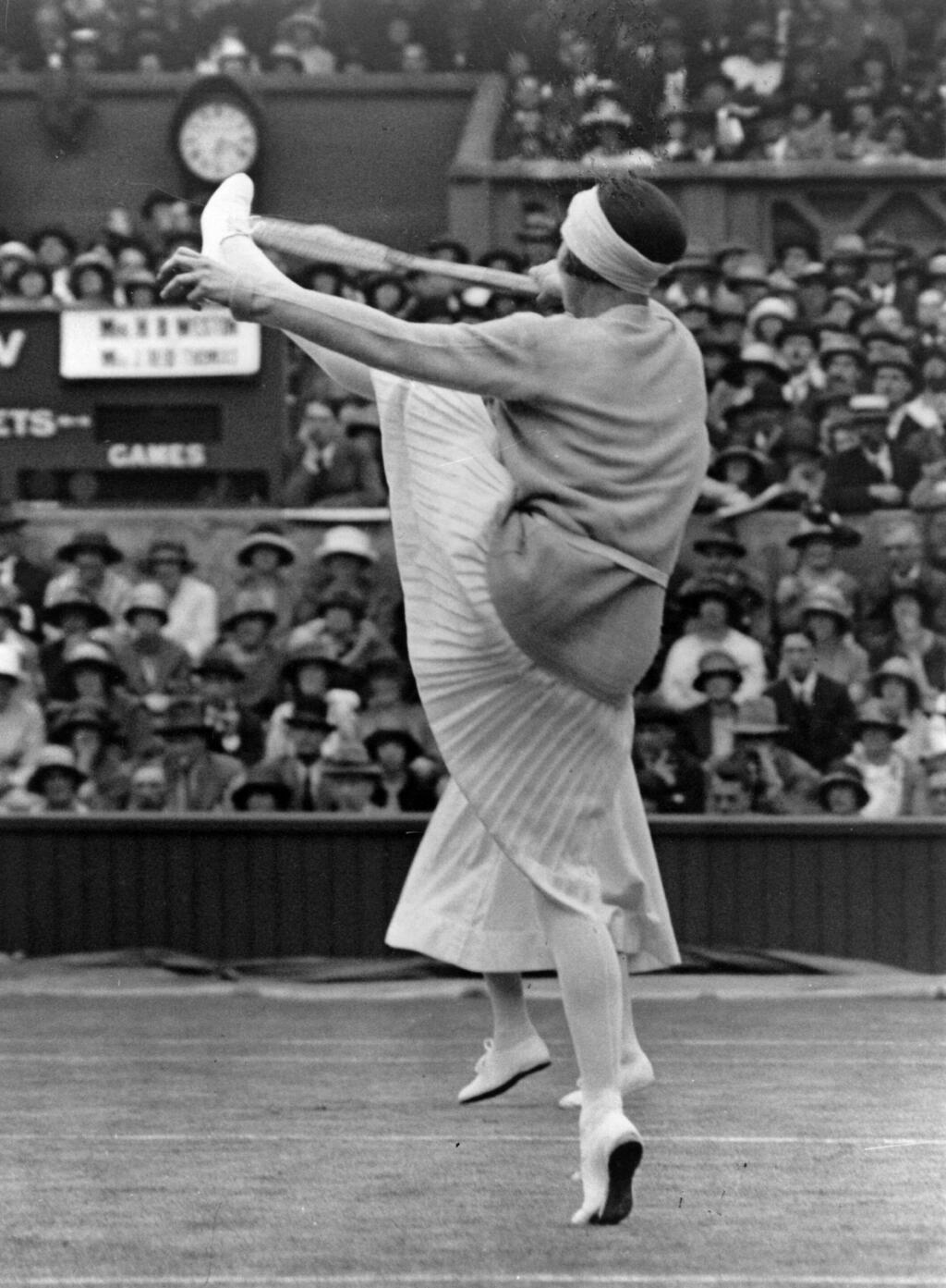 סוזן לנגלן בווימבלדון, 1924 (צילום: Kirby/Topical Press/Getty Images) סוזן לנגלן בווימבלדון, 1924