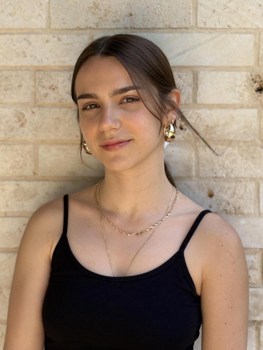 רומי קלמארו. "האם אני, כאישה ישראלית יהודייה, בכלל יכולה לעסוק בנושא?" (צילום: באדיבות רומי קלמארו) רומי קלמארו