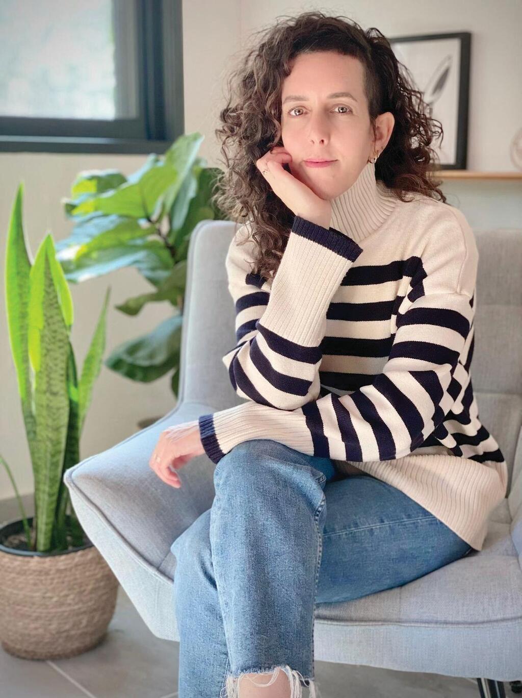 מאיה בן שמואל. "אם לא נתכנן גם את הזמן הזוגי שלנו, הוא עלול פשוט להישכח" (צילום: נעמי יוגב) מיה בן שמואל. "אם לא נתכנן גם את הזמן הזוגי שלנו, הוא עלול פשוט להישכח"