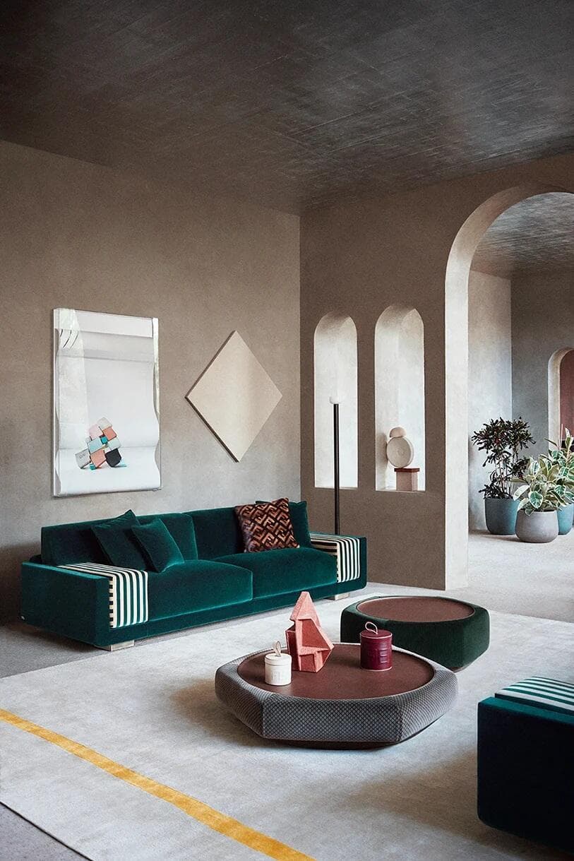 ספה של Fendi Casa, להשיג בפיטרו הכט (צילום באדיבות FENDI CASA) ספה של Fendi Casa, להשיג בפיטרו הכט