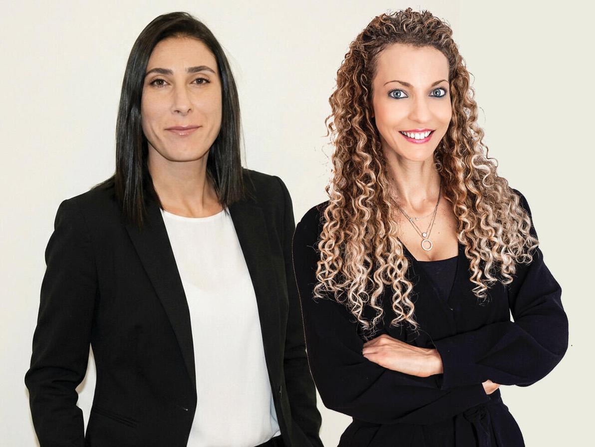 ציפי וינר ואתי חן שריקי מחברת "עמרם אברהם" (צילום: ימית הרוניאן, אורן סונגו) ציפי וינר ואתי חן שריקי מחברת "עמרם אברהם"