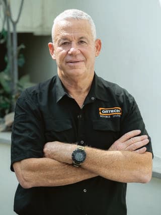 רן נאור