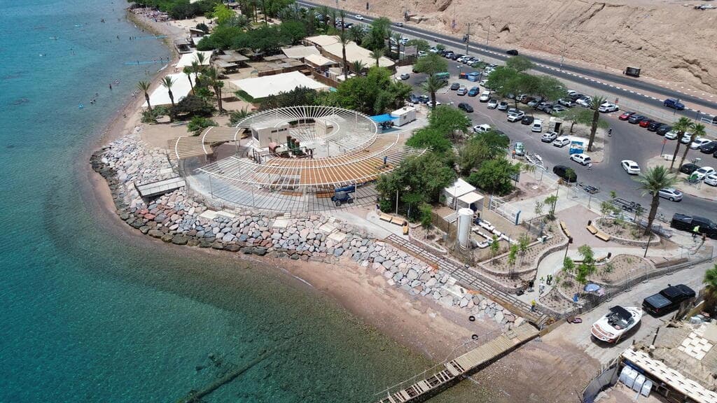 אילת, חוף במשאבות בביצוע (צילום באדיבות מייזליץ כסיף רויטמן אדריכלים) אילת, חוף במשאבות בביצוע