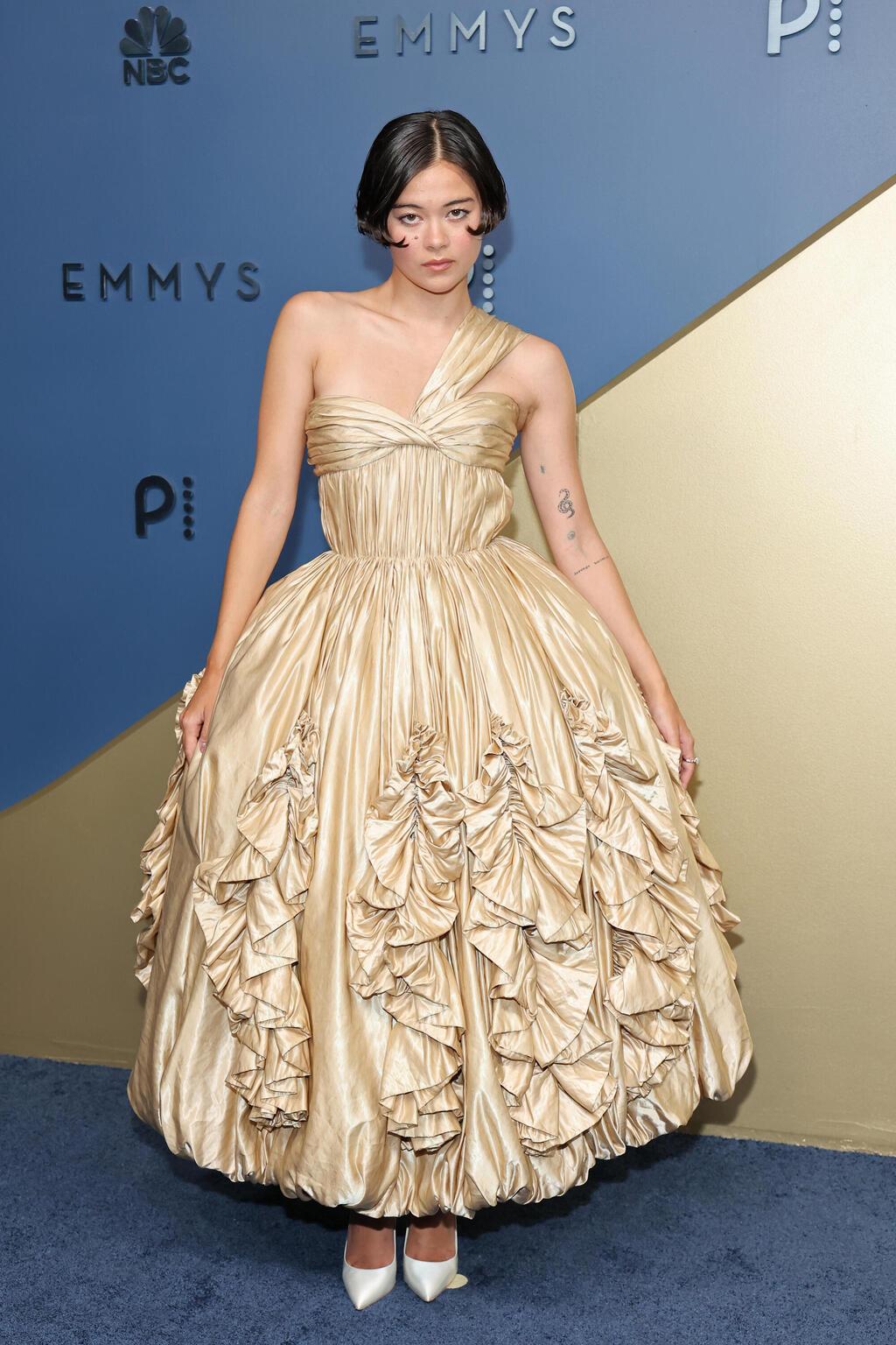 לוקיטה מקסוול לובשת לואי ויטון (צילום: Amy Sussman/Getty Images) לוקיטה מקסוול בטקס האמי, 2026