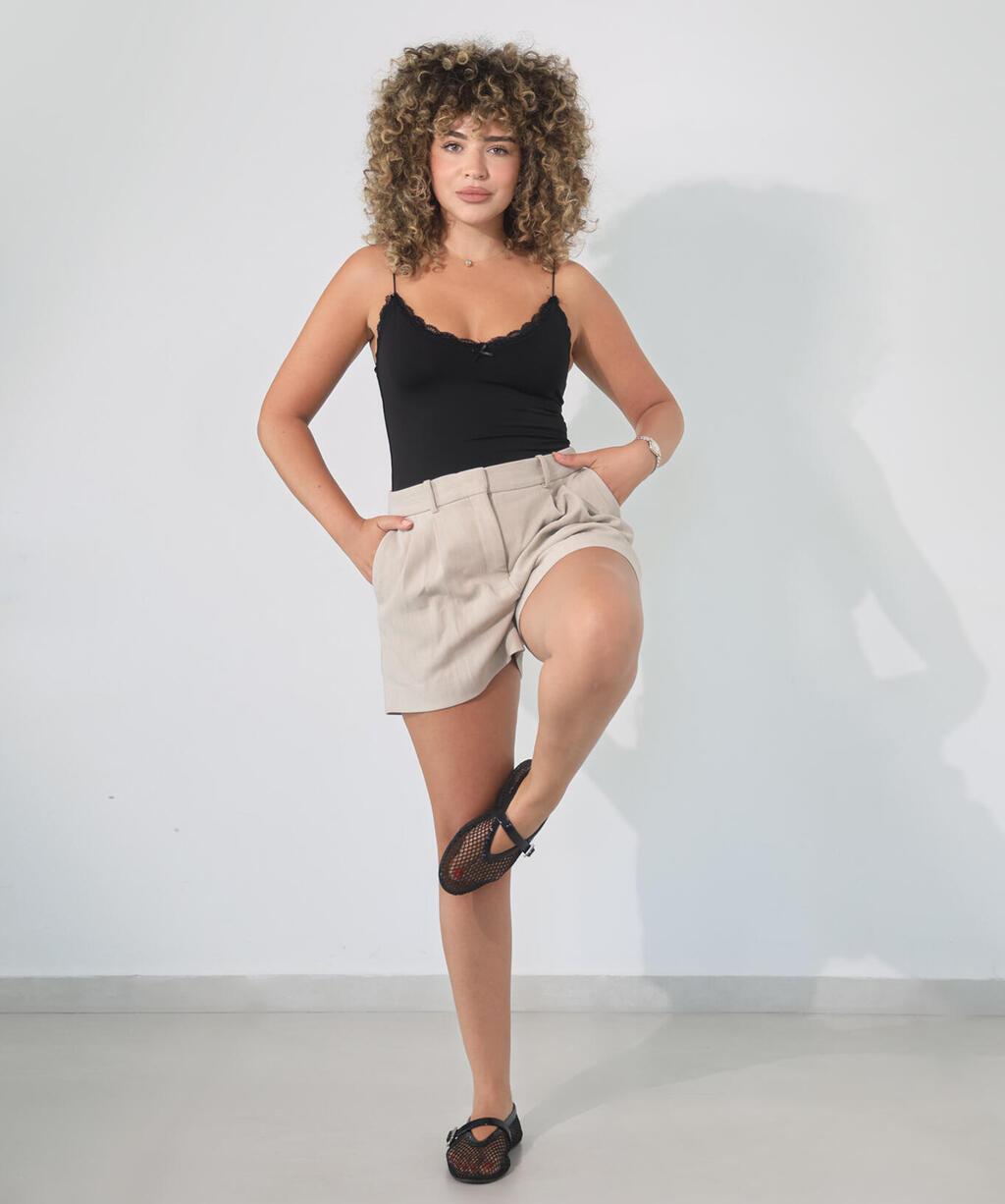 הנעליים מבית האופנה אלאיה (צילום: אביגיל עוזי) מרין