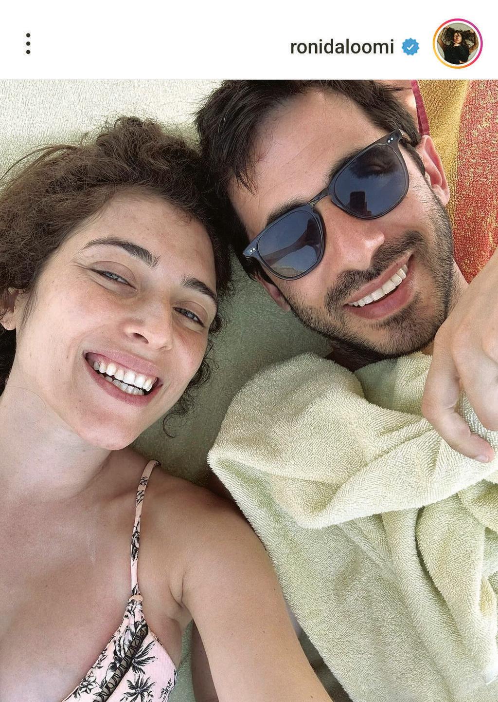 עם הבעל אלון (מתוך האינסטגרם) רוני דלומי ובעלה אלון