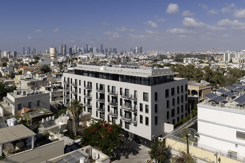המבנה החדש והמודרני שנוסף בפרויקט (צילום: עמית גרון) מתחם הנזירות ביפו - אחרי השימור
