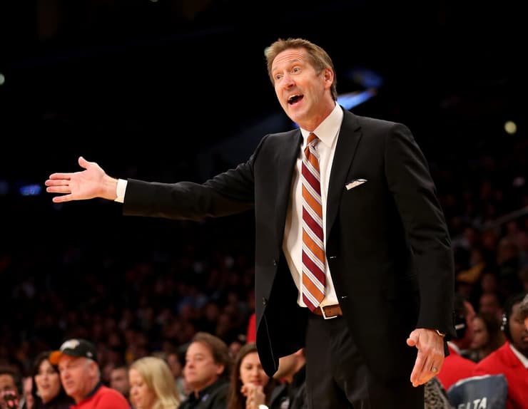 לימים הוא גם אימן את פיניקס. ג'ף הורנאסק