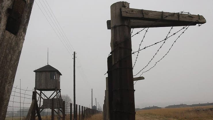 מיידנק. פולין לא רוצה להיות מזוהה עם מחנות ההשמדה