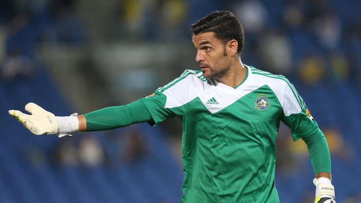 סיפר לתקשורת הספרדית על רשמיו מהכדורגל הישראלי. חואן פאבלו קולינאס (צילום: אורן אהרוני) סיפר לתקשורת הספרדית על רשמיו מהכדורגל הישראלי. חואן פאבלו קולינאס