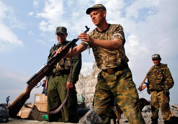 המורדים הפרו-רוסים במזרח אוקראינה. טענות הדדיות