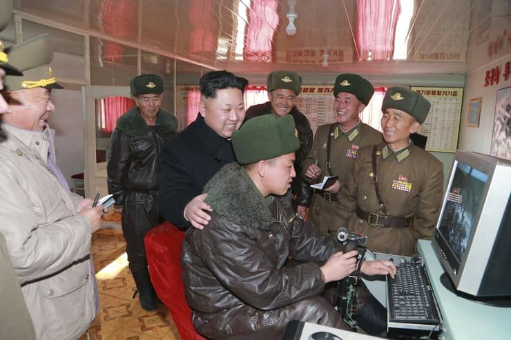 גם בלי גישה נרחבת לאינטרנט, לצפון קוריאה יש צבא האקרים. השליט קים