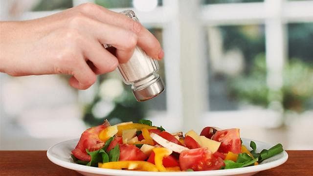 חכו שתגלו כמה המלח מוסיף לבישול