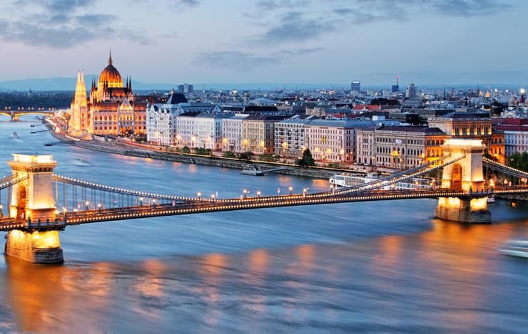 ארכיטקטורה ייחודית ואוכל טוב: בודפשט, הונגריה