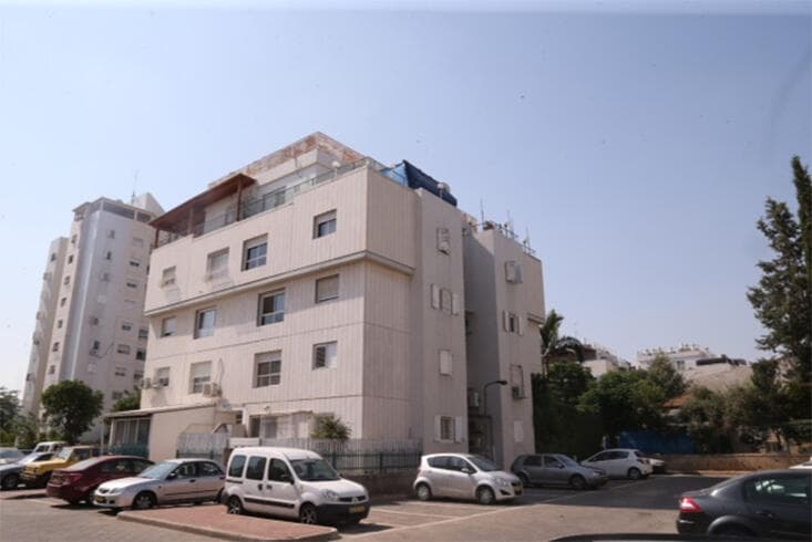 גני אביב. דירת 3 חדרים ב-1.185 מיליון שקל