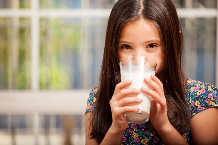 תפקיד מוצרי החלב בהשגת מסת עצם והתפתחות השרירים בשנות הצמיחה