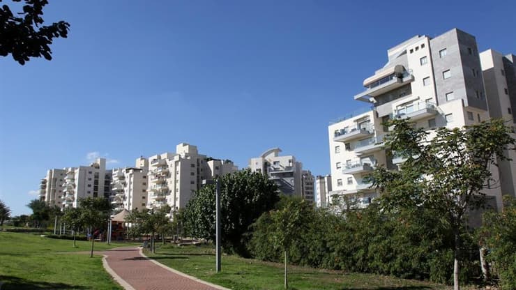 באר יעקב (צילום: אבי מועלם) באר יעקב