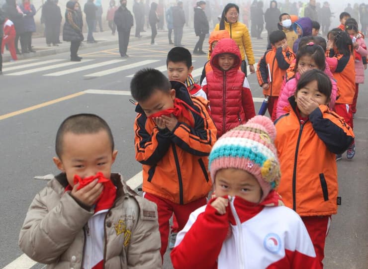 סובלים מהזיהום בסין, ב-2015
