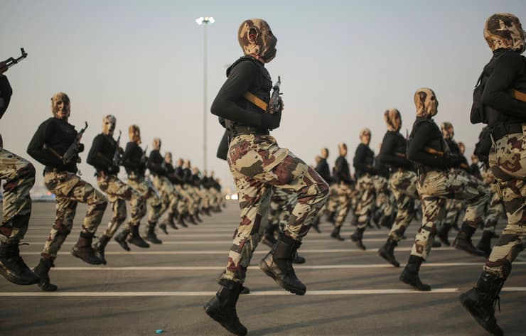 חיילים בצבא סעודיה. מעורבות של שש שנים במלחמה בתימן